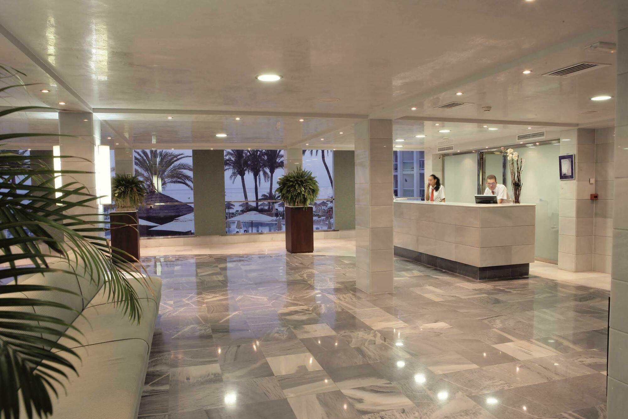 Appart hôtel Ona Marinas De